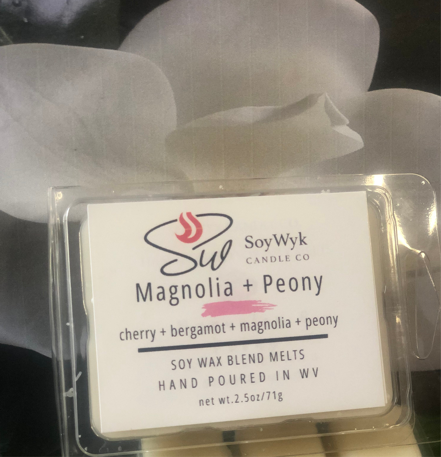 Magnolia & Peony - Soy Wax Melt- cherry, bergamot, magnolia, peony