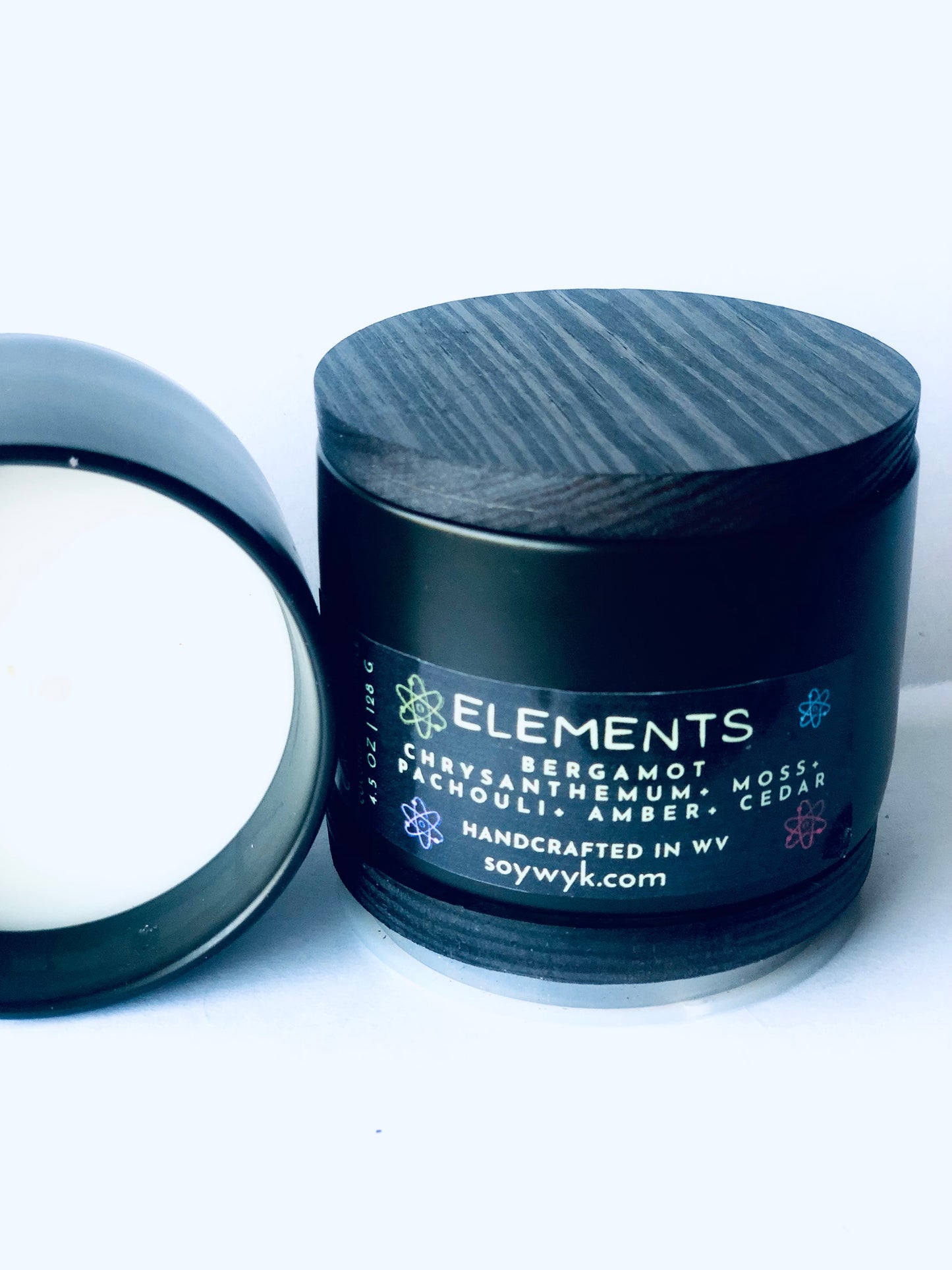 Elements - Coconut Soy Candle- Aloe, Bergamot, Chrysanthemum, Oak-moss, Pachouli, Cedar